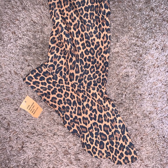 Vintage | Deadstock Leopard Bell Sleeve Blouse - Picture 3 of 6